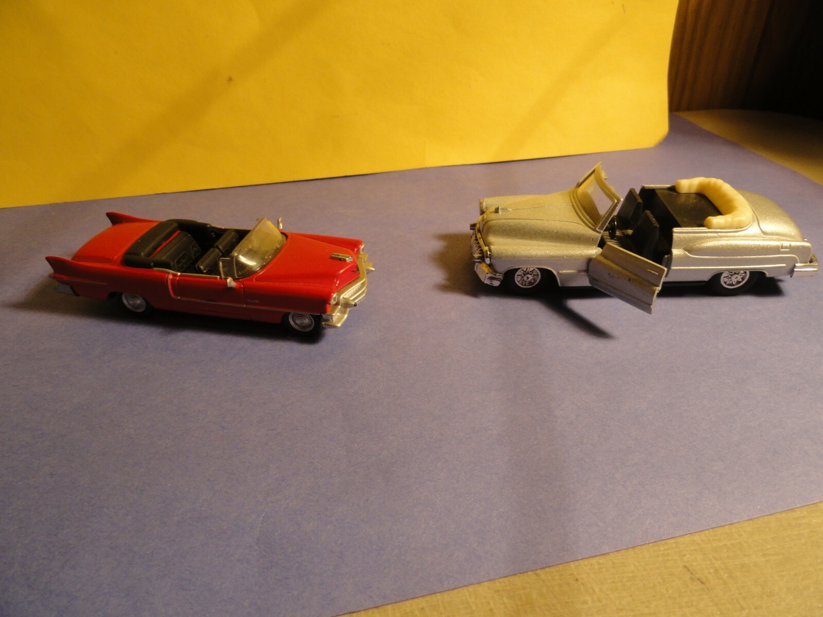 ニューレイ·トイズ 1955 Cadillac Eldorado ミニカー 2- VINTAGE TOY CARS 1-1955 CADILLAC ELDORADO NEW RAY ? 1