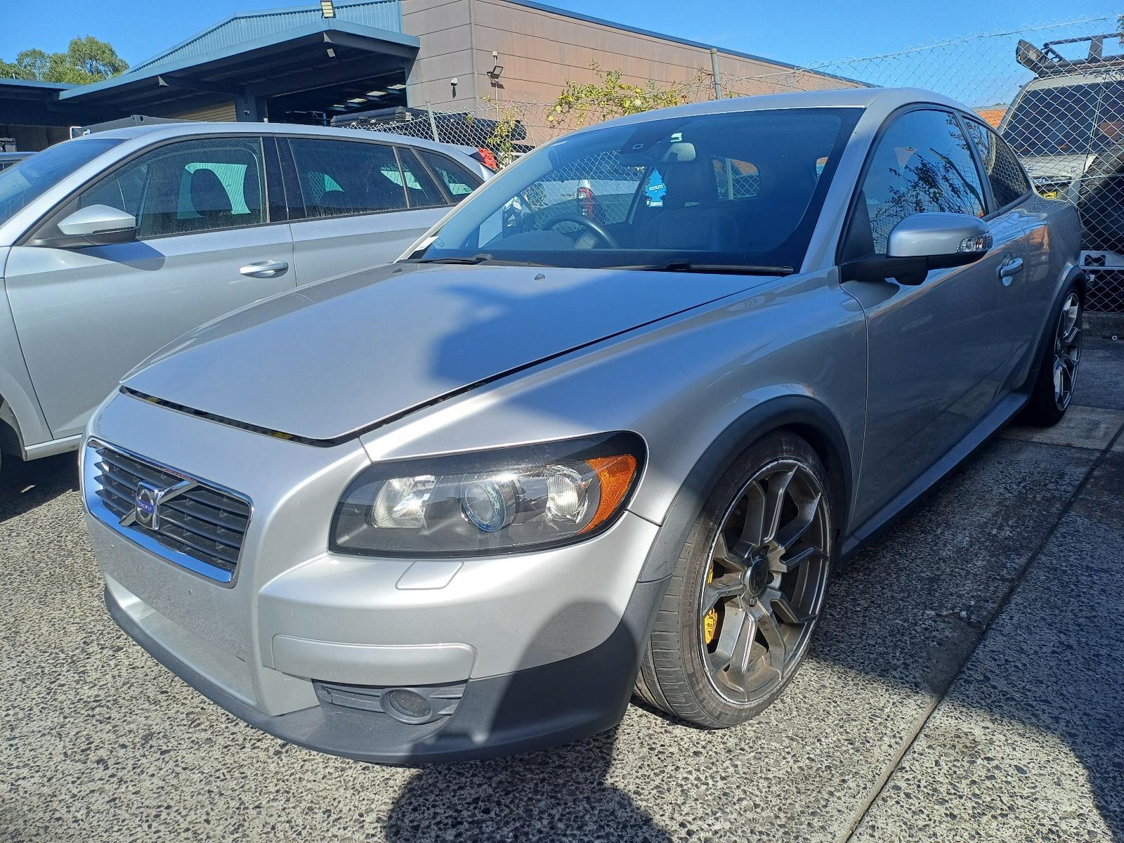 VOLVO C30 04/2007-04/2010 RIGHT GUARD SILVER VIN YV1MK - thumbnail 2