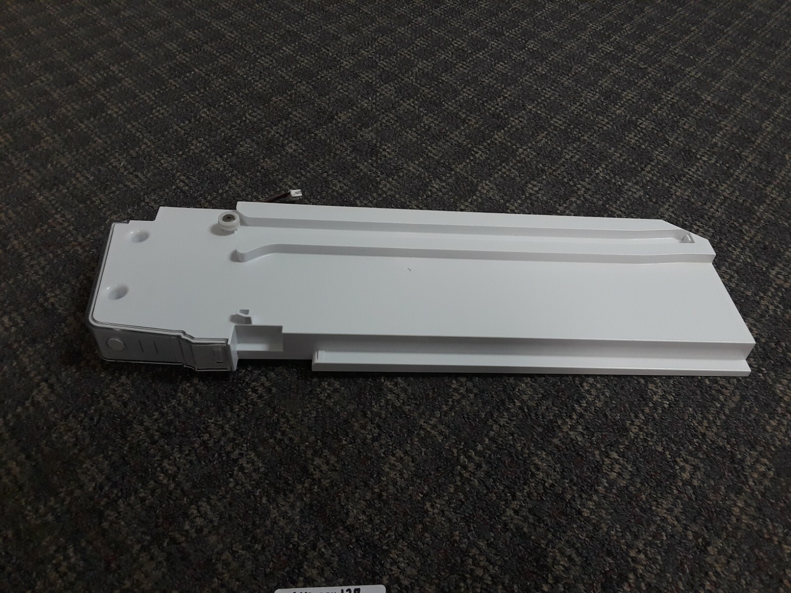 Kenmore Refrigerator Right Crisper Drawer Slide Rail AEC73317724 AEC73317704