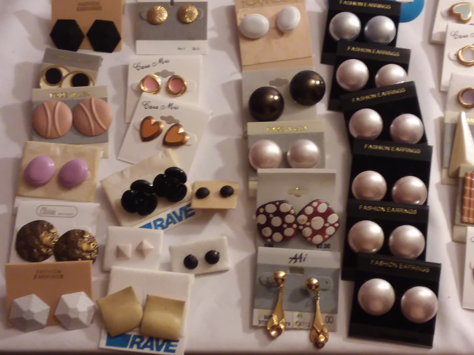 Bulk Lot 80+ pair of new earrings