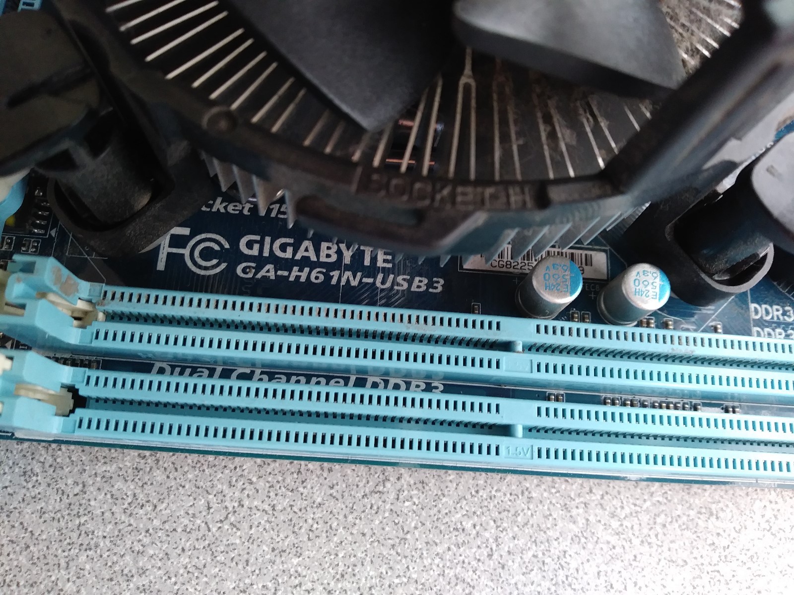 Gigabyte GA-H61N-USB3 1155 Motherboard Mini-ITX w/ HDMI & Intel Pentium G630 cpu