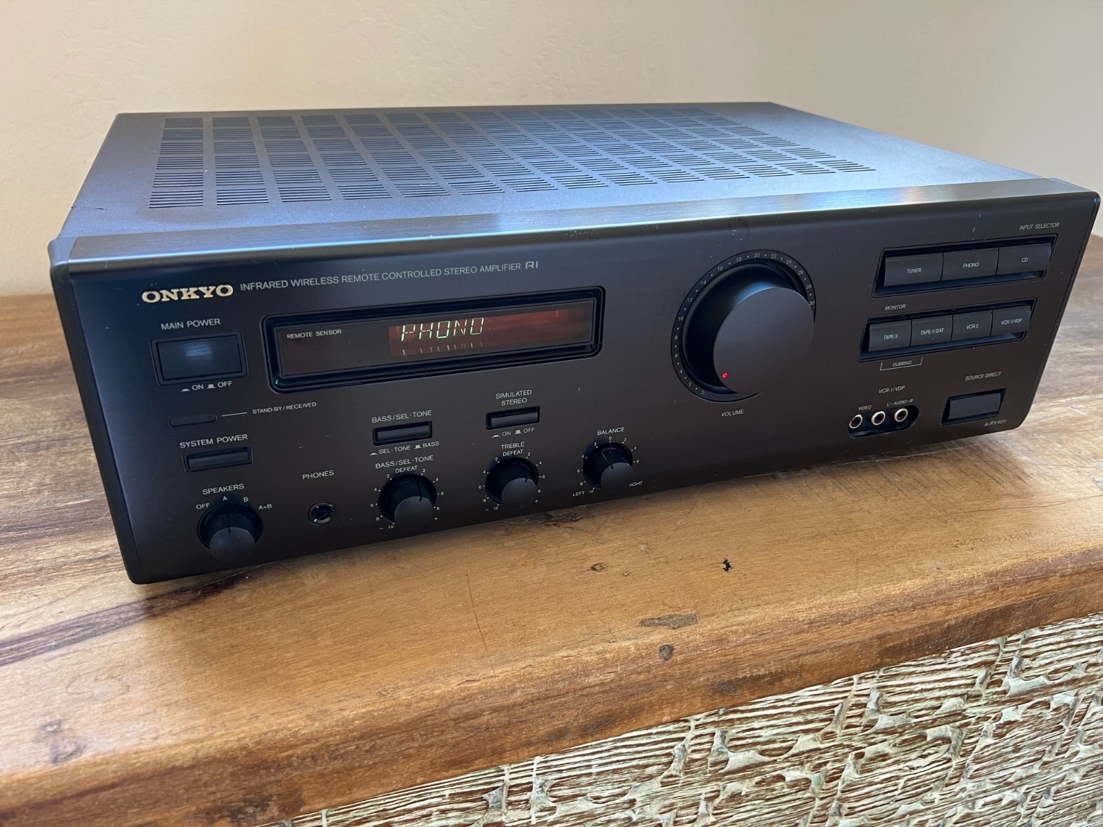 Vintage Onkyo ARV401 Stereo Integrated AmplifierのeBay公認海外通販｜セカイモン