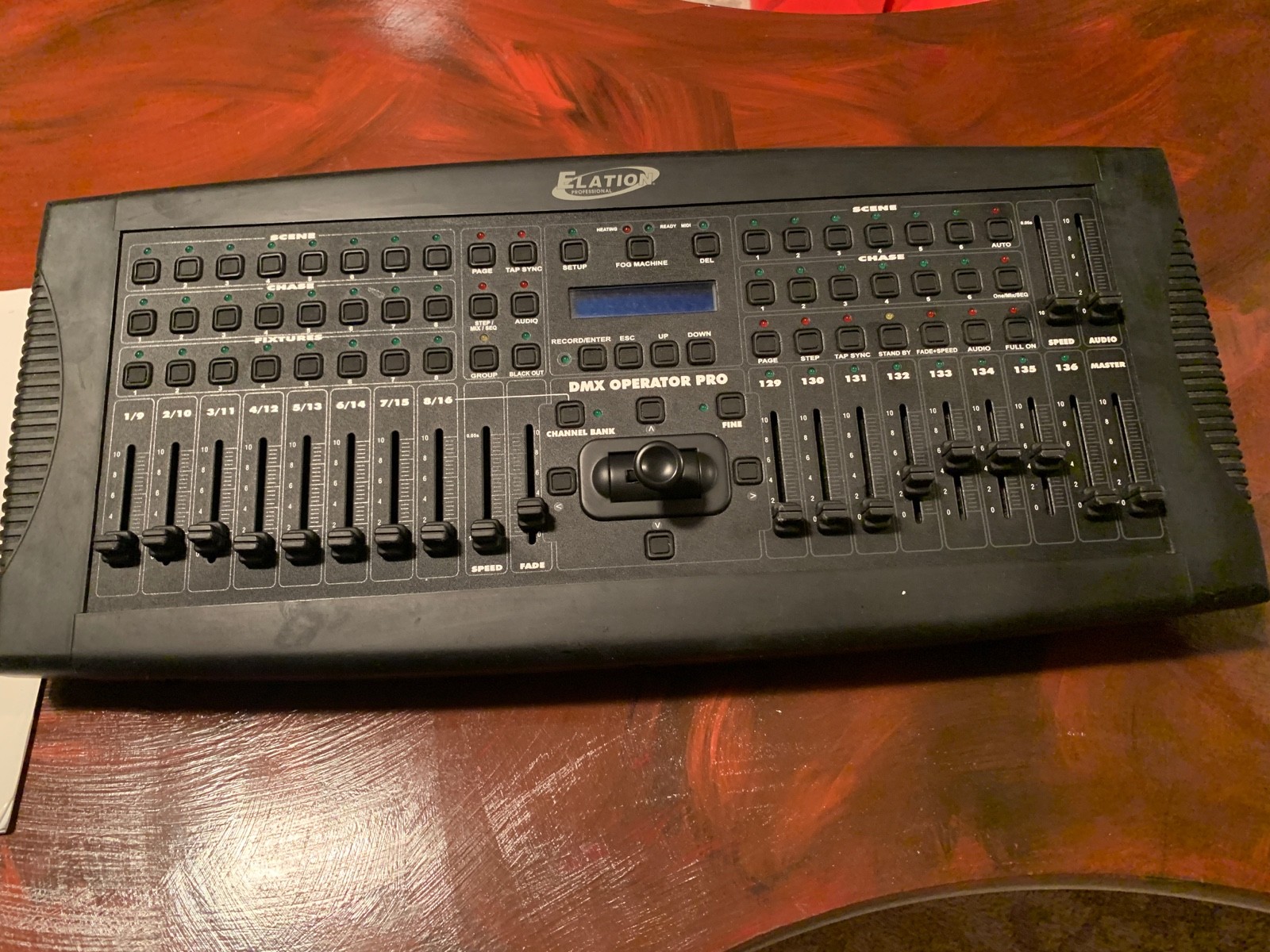 Elation DMX OPERATOR PRO Hybrid 136 Dmx Channel Lighting Console