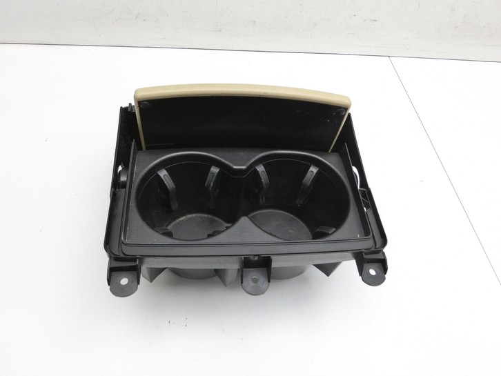 Audi A6 4G 11-14 Kombi Becherhalter Getränkehalter mit Blende Mittelkonsole Audi A6 4G 11-14 11.04.2012 4G0862534... Vorschau 3