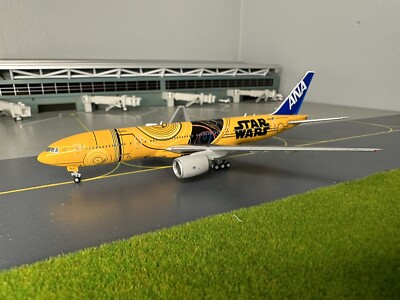 ANA スターウォーズC3POデザイン 777 1/200(jcwing) 1/400 ANA 777 スターウォーズ jc-wing（1/400 JC Wings ANA 777