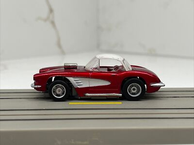 Reconditioned Tyco Curvehugger 1960 Corvette Red & White #8606