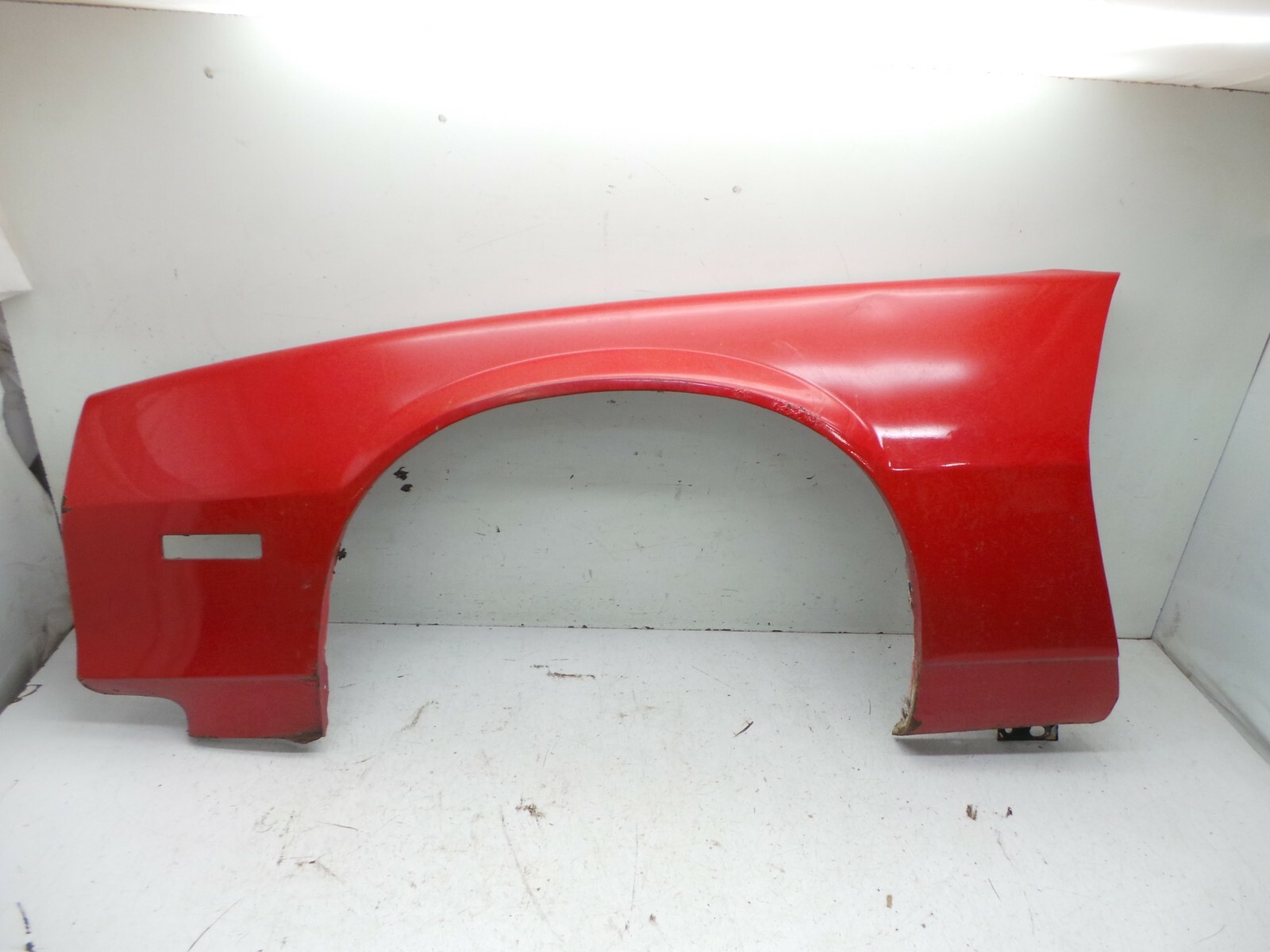82-92 CAMARO Z28 BERLINETTA RS DRIVER SIDE FENDER METAL DR