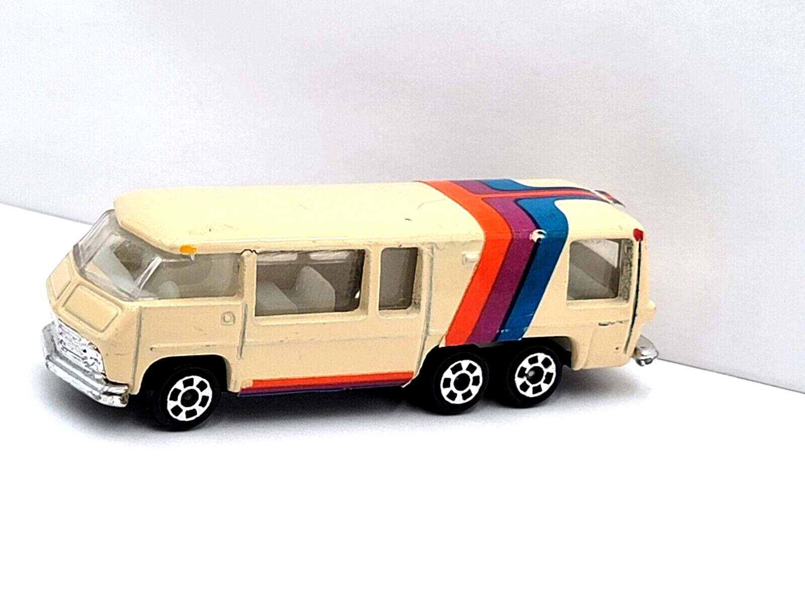 ミニカー Mari Amazon.com: Kyosho America 32892 MINI-Z Racer MR-04EVO2 底盤