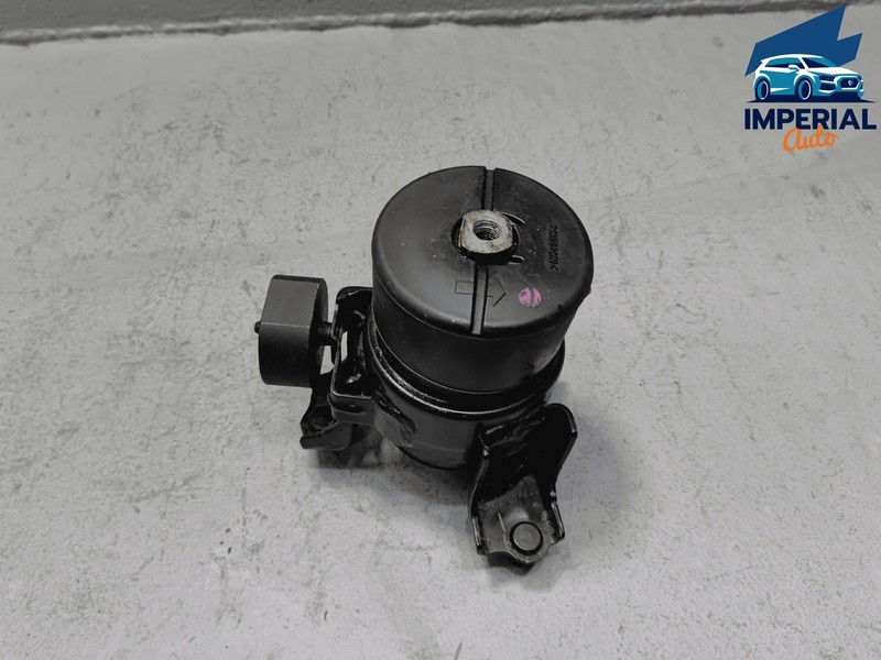 Used Toyota Highlander 2017-2019 Engine Motor Front Mount Insulator Bracket OEM