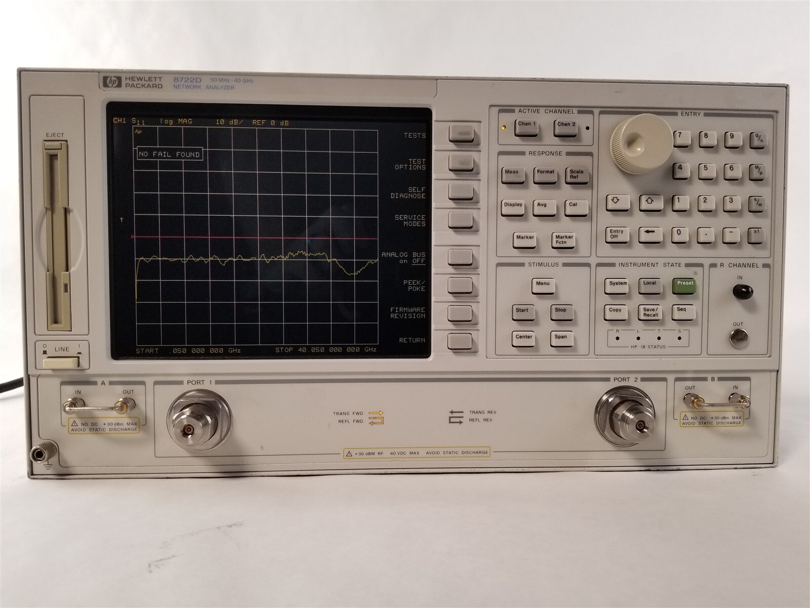 Hewlett Packard 8722D Microwave Vector Network Analyzer 50MHz-40GHz Opt 012 089