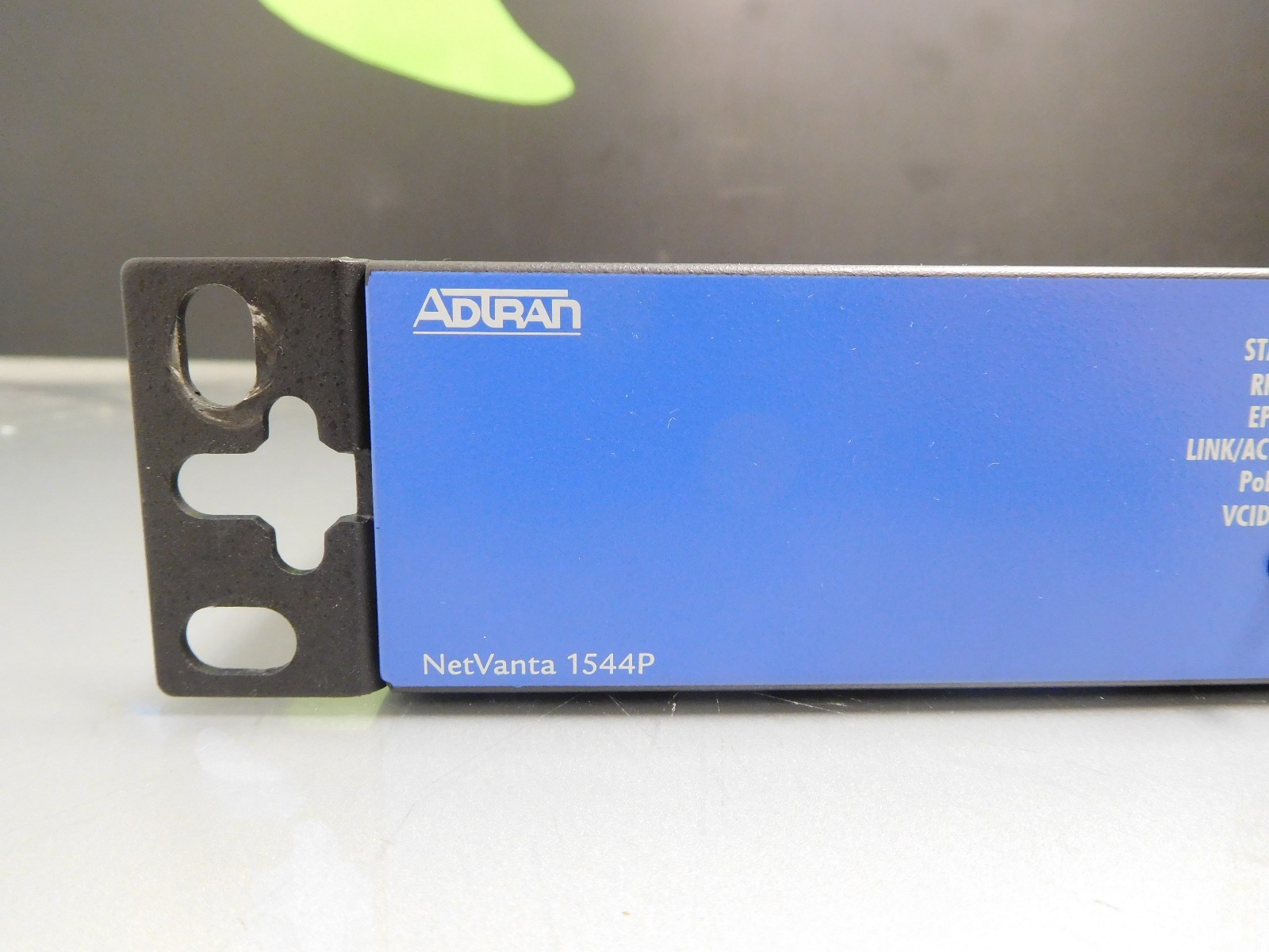 Adtran Netvanta 1544P 1702545G1 2nd GEN 24-Port PoE Managed Gigabit Switch