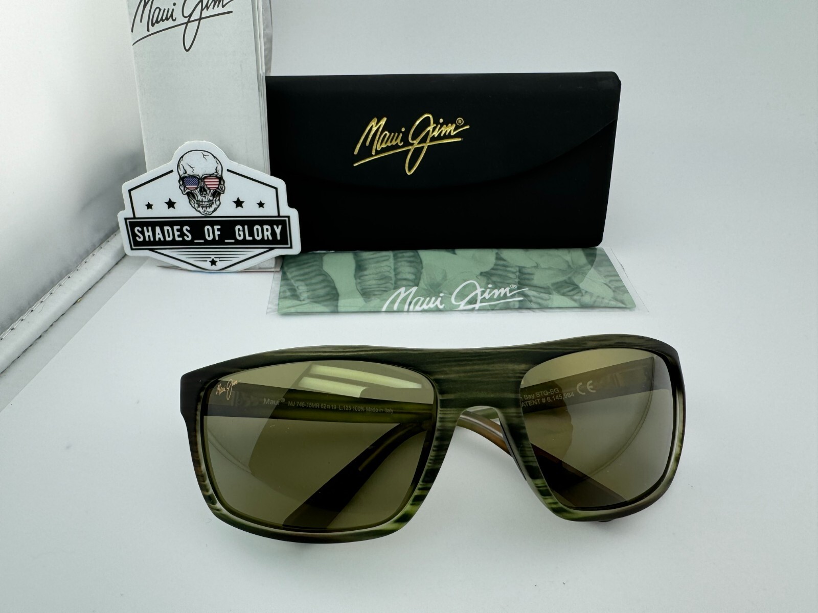 Pre-owned Maui Jim Byron Bay Mj 746-15mr Matte Green Stripe Maui Ht Polarized Sunglasses