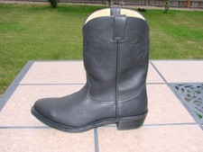 durango oiled black leather western boot