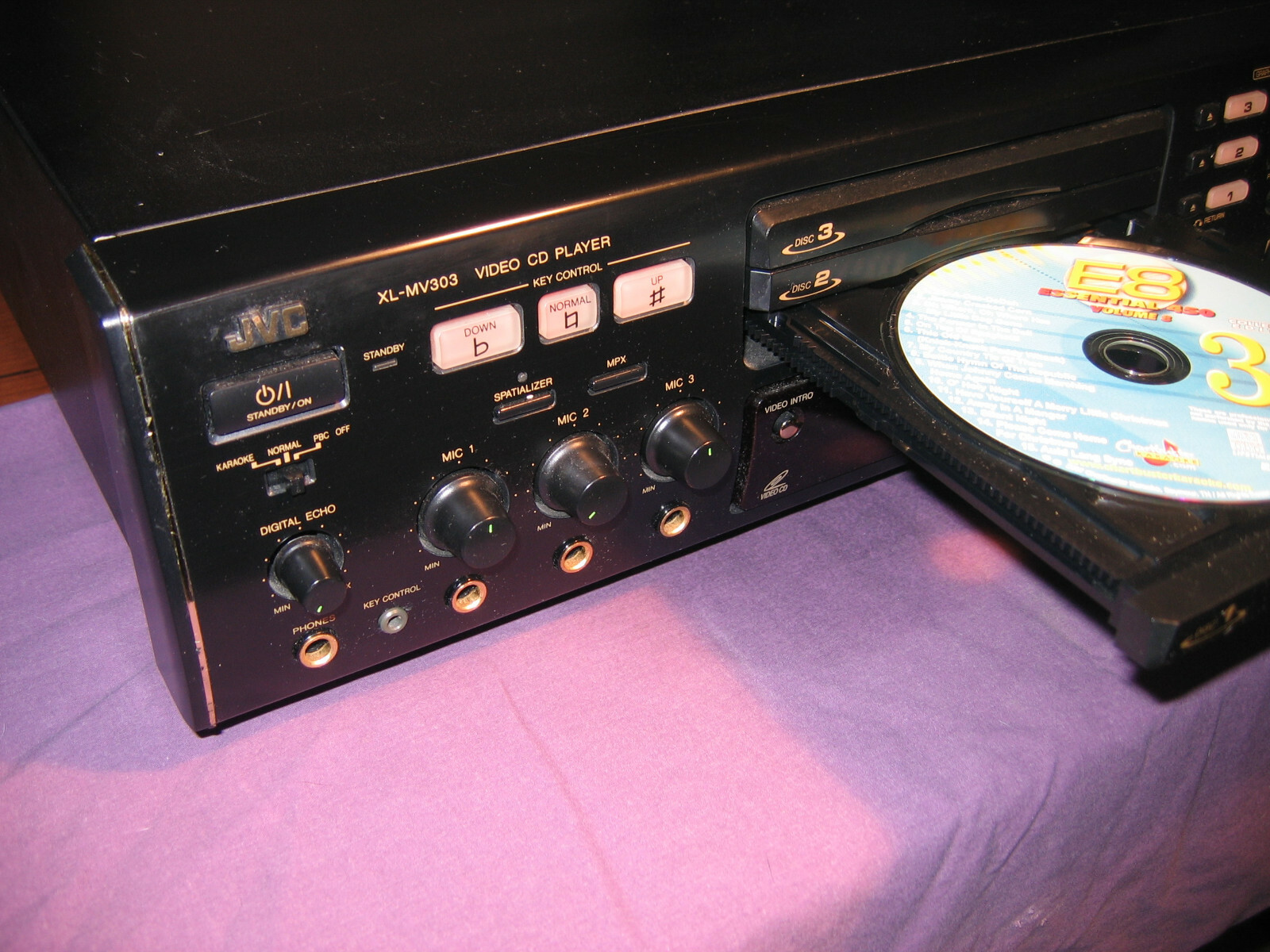 JVC XL-MV303 Video CD Karaoke Player