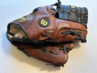 Baseball Glove WILSON Model A1721  P2 11''  RHT Rustic Leather Pro 1000 Strong