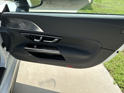 image 6 of interior