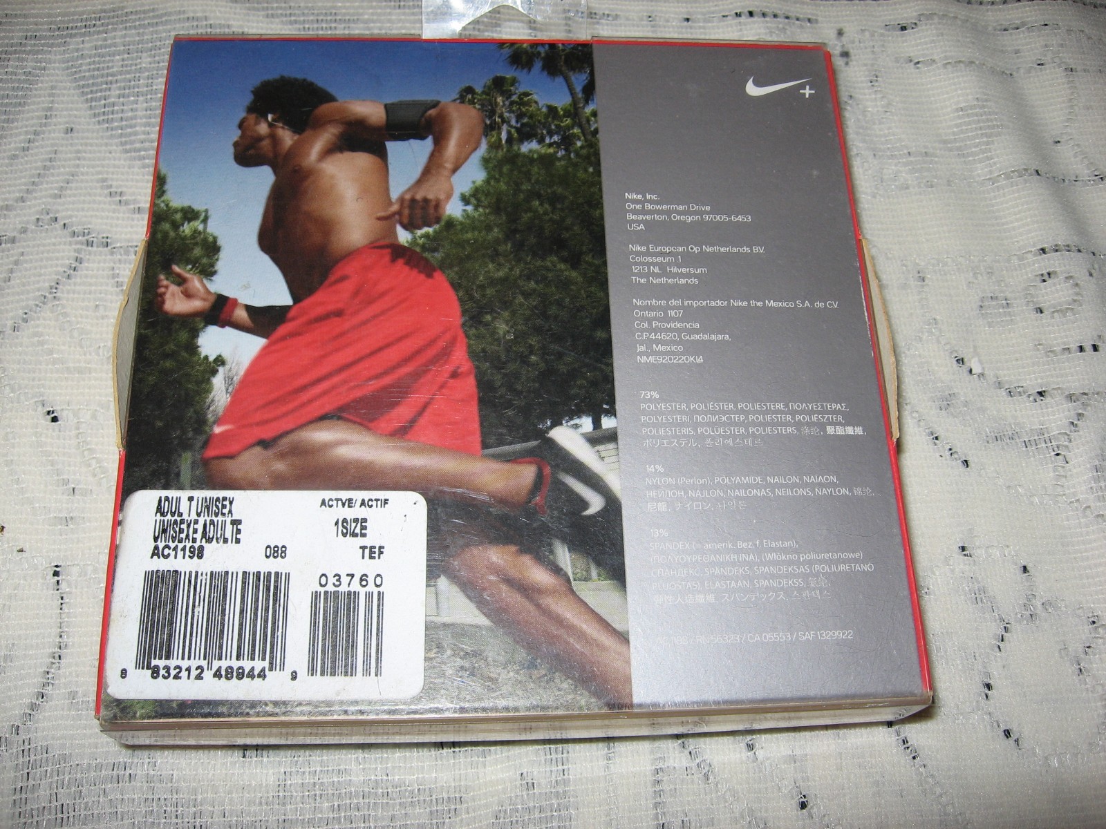 Nike Sport Armband For All IPod Nano Models, Black With Red, New In Package