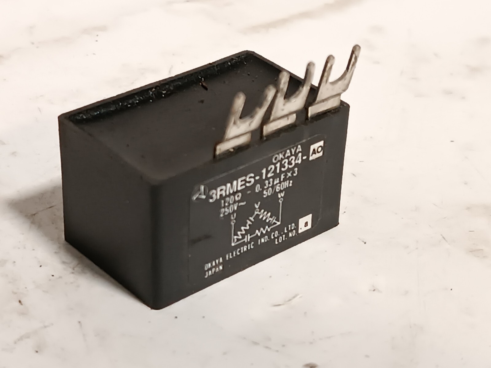 Okaya 3RMES-121334-AO Spark Quencher Arrestor, 3-Phase Delta