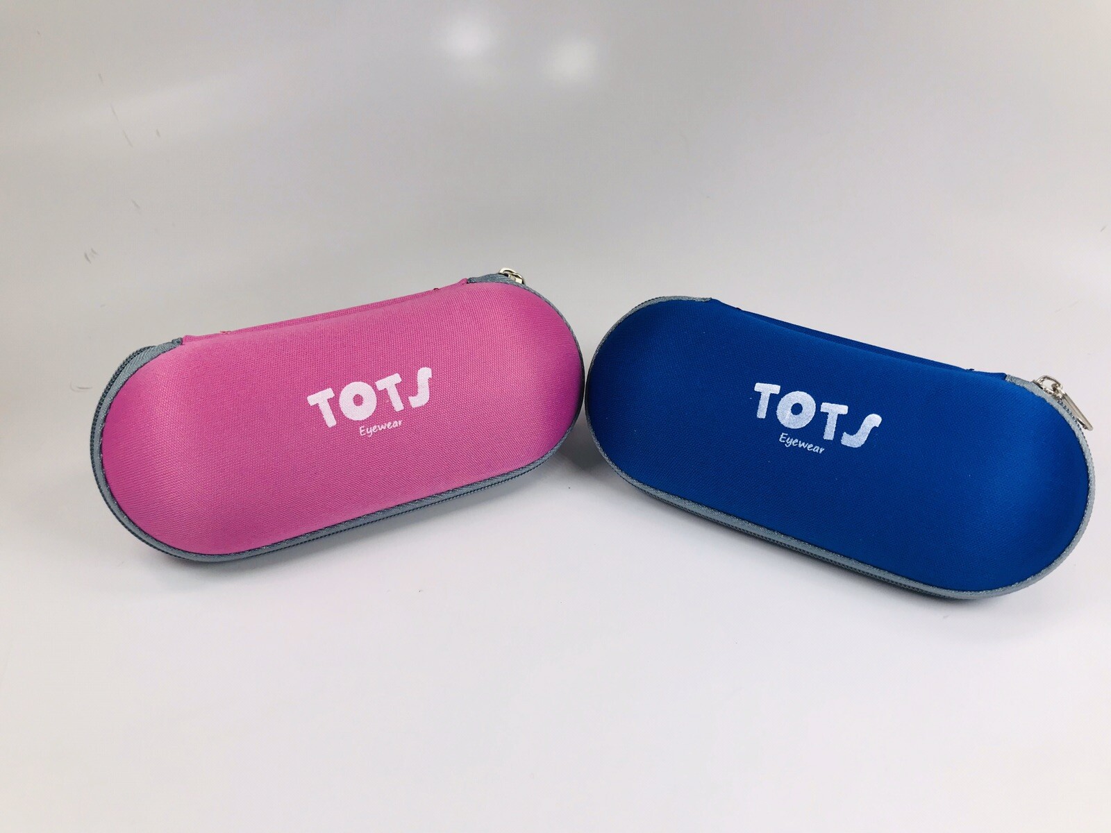 New TOTS Matte Black CLEVER Eyeglasses for KIDS 47mm with Case & Strap