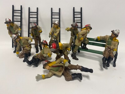 Just Plain Folk # 0405 G Scale Train Figures Fireman Lot of 10,Ladders,Bench NEW