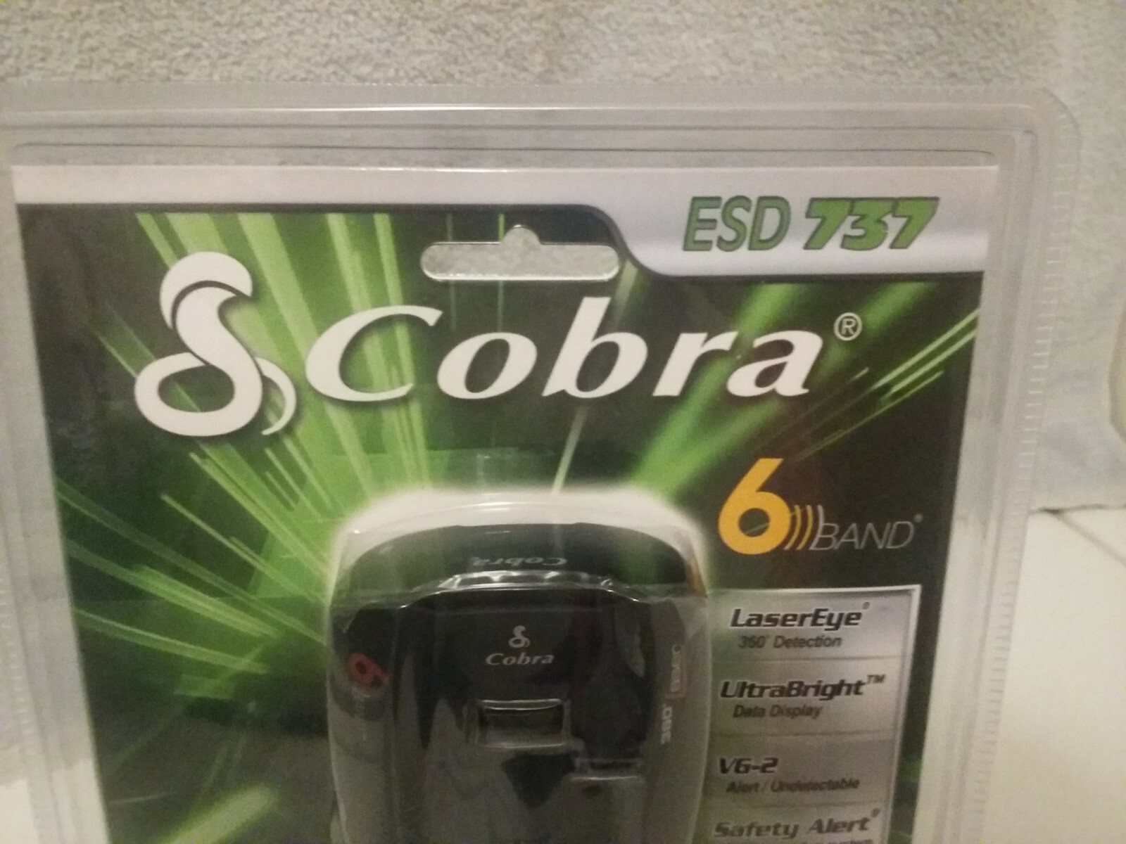 Cobra ESD 737 6 band radar/laser detector Brand New in factory sealed packaging!