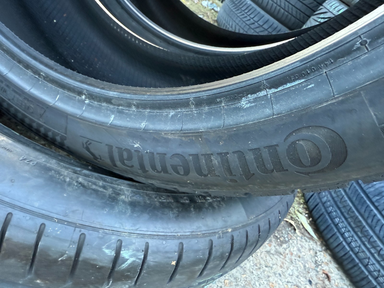 New 235 45 20 Continental, Winter, XL, M+S, 100V, x1 Tyre (F1_tyres) YD288