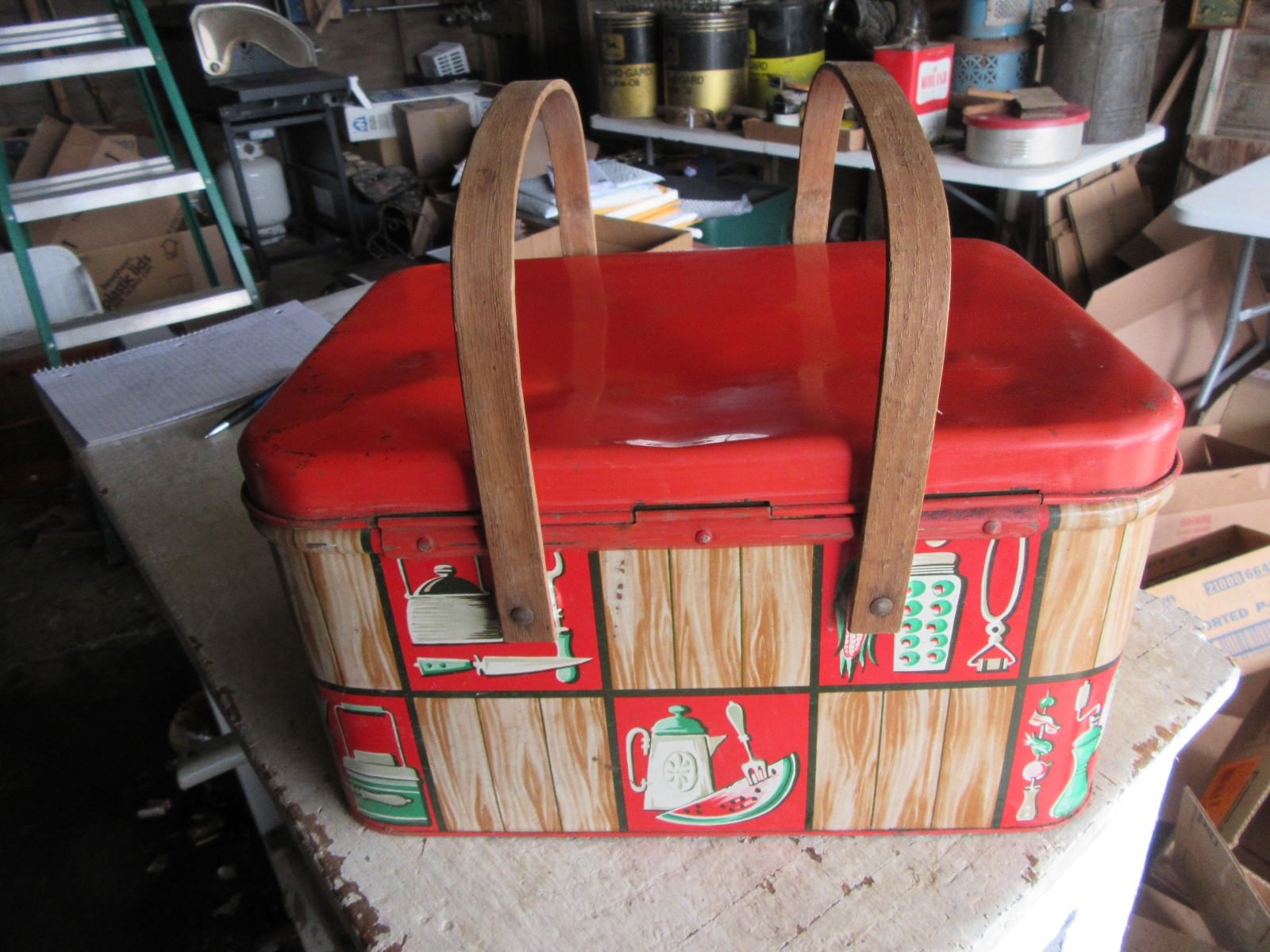 Vintage Metal Picnic Basket  Kitchen Ware Art Deco Good Condition  Lot 18-13-15b