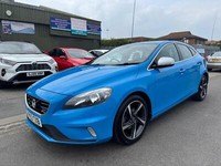 2013 Volvo V40 1.6 D2 R Design 5dr / £20 ROAD TAX / 78+ MPG / RARE REBEL BLUE