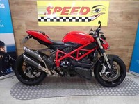 Ducati 848 STREETFIGHTER