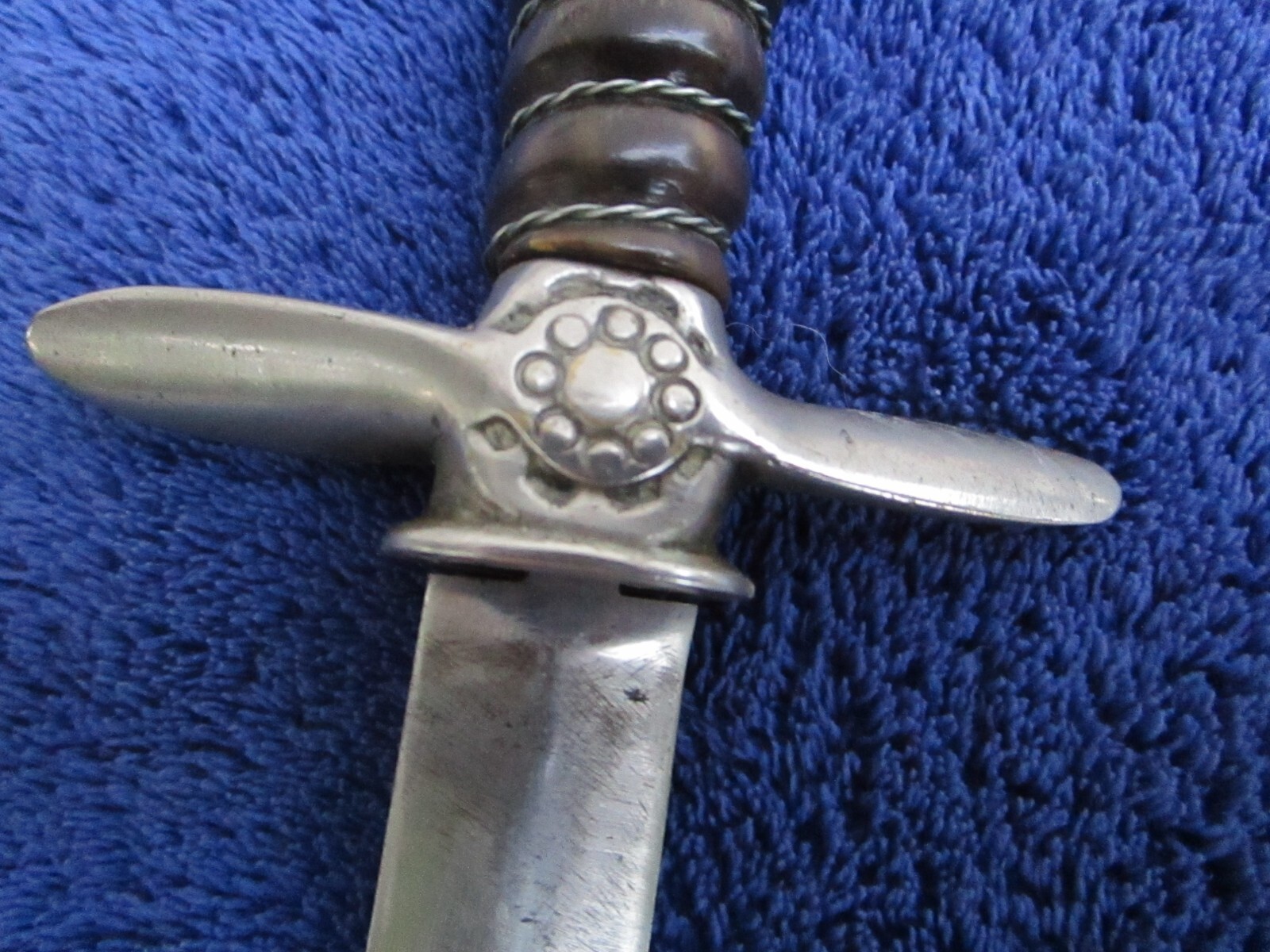 RARE ORIGINAL WW2 YUGOSLAVIAN M1937 AIR FORCE DAGGER KNIFE AND SCABBARD