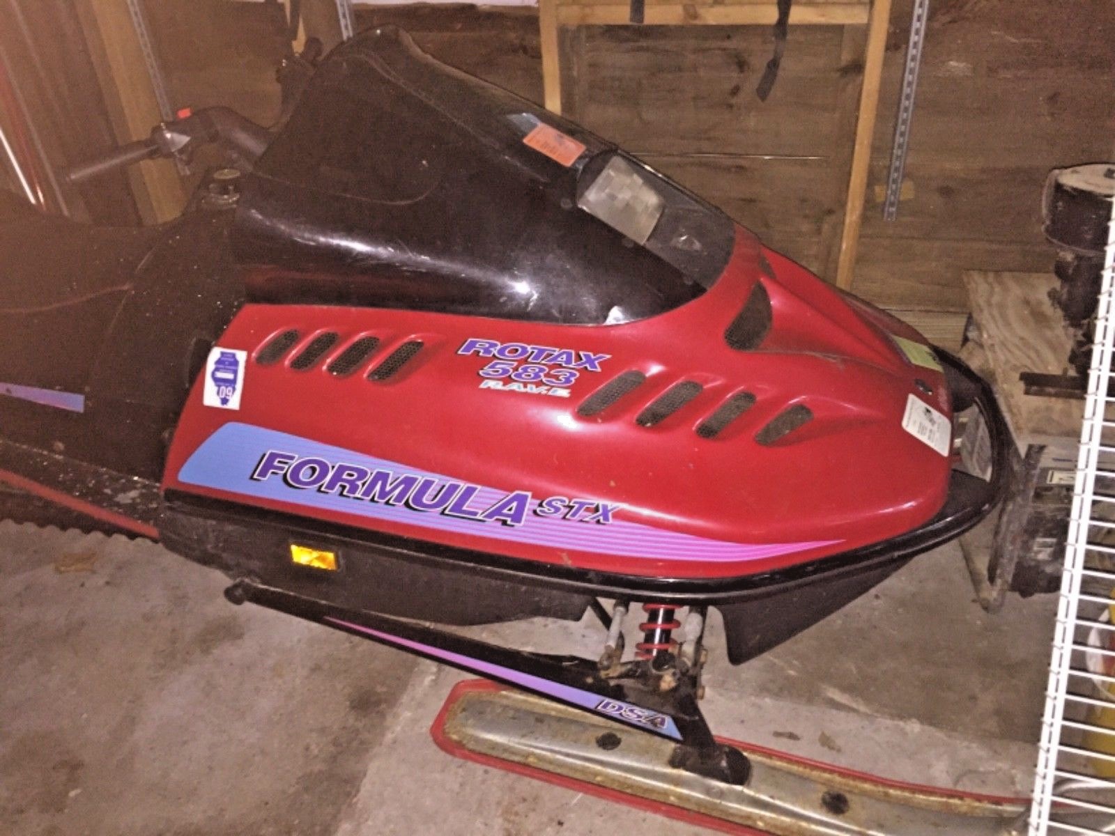 Skidoo Snowmobile Formula 583 Rave STX !!ONLY- 900 Miles ON SLED!!@ !