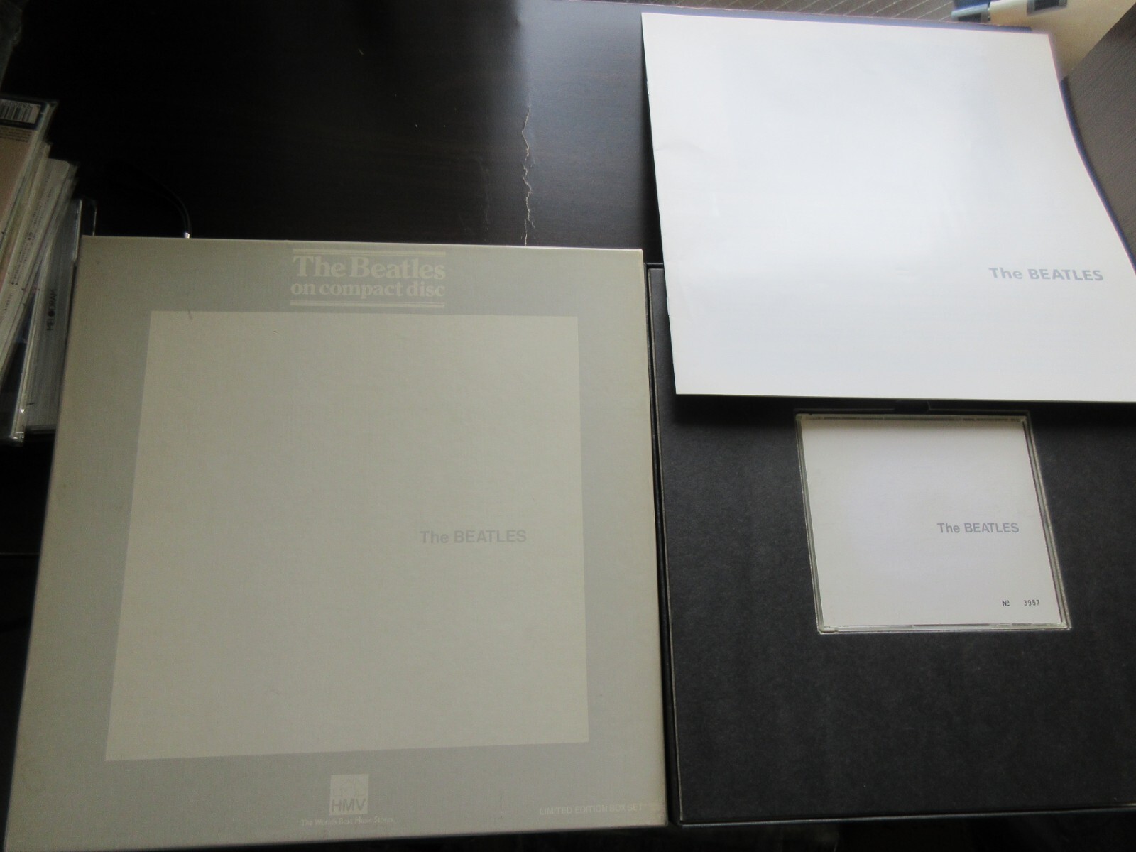 Beatles ST White Album Japan Press CD in Limited HMV Box w