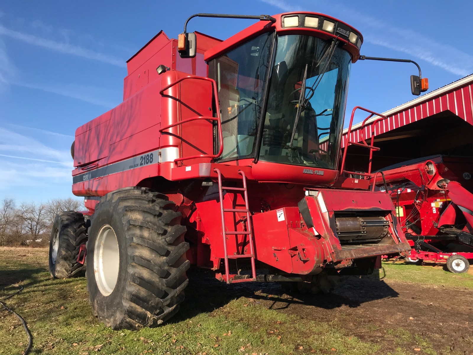 1996 Case IH 2188 Combine, 5183 Engine Hrs, 3651 Separator Hrs, 4 Wheel Drive