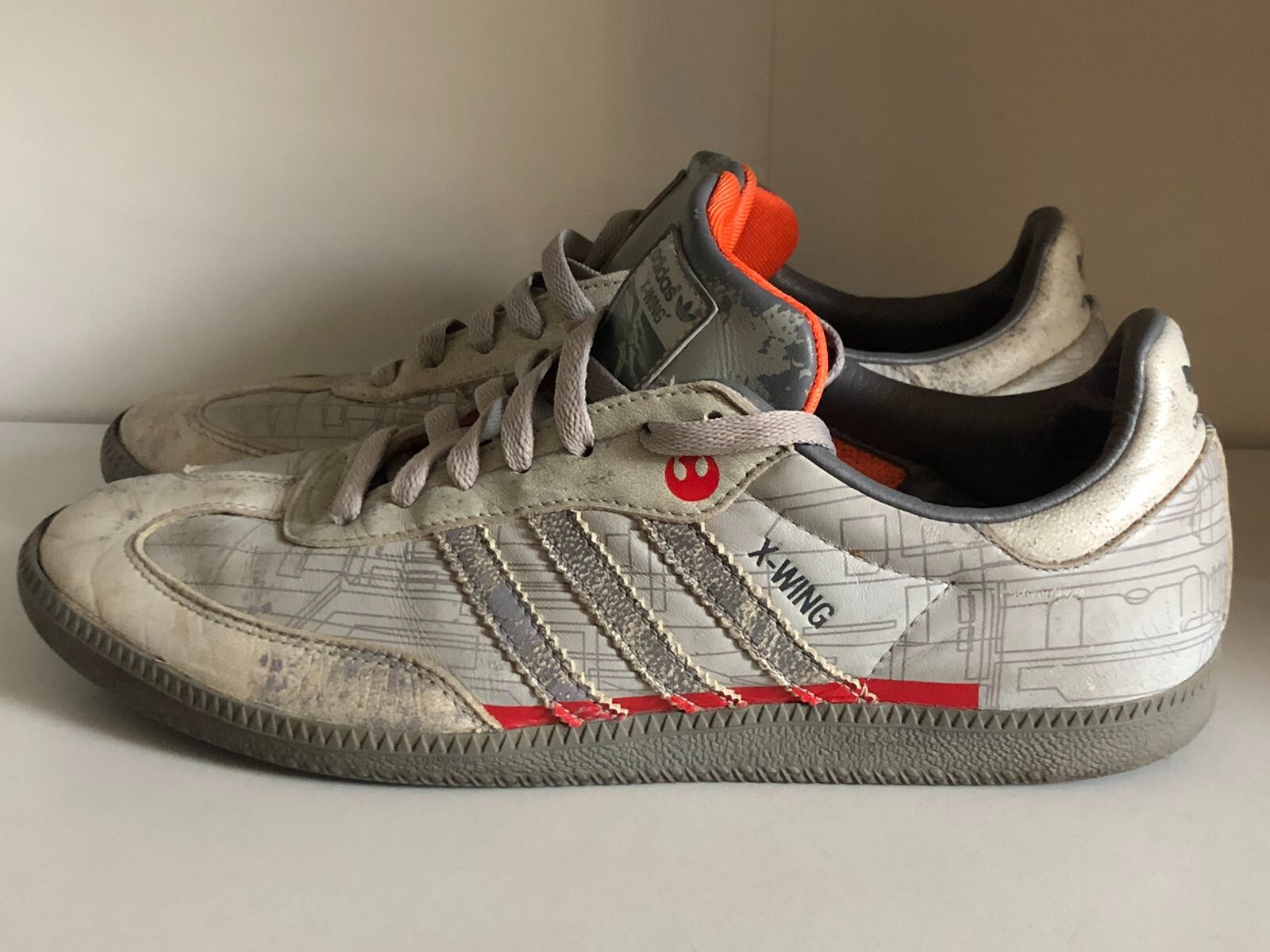 adidas Originals Star Wars Samba X- Wing 2010 G17353 Size US adidas Originals Star Wars Samba X- Wing 2010 G17353 Size US
