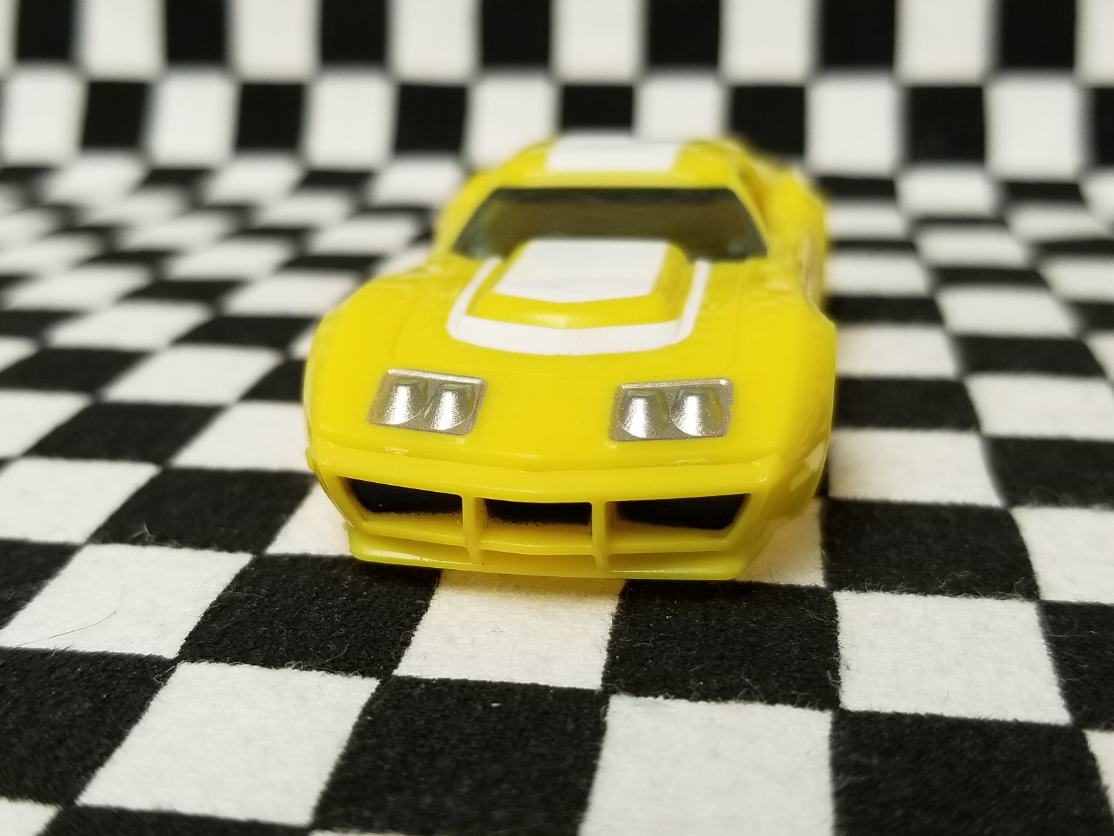 Yellow & White AF Xtras A/P A Production Corvette - AFX, TOMY, Auto World