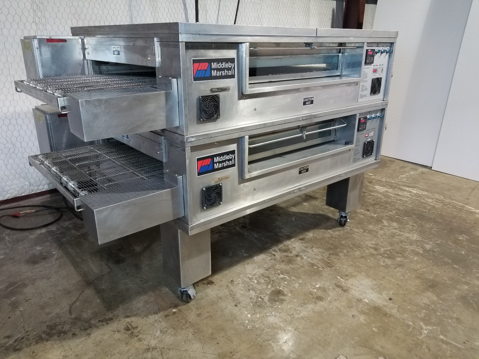 Middleby Marshall PS570  Double Stack Nat Gas Pizza Conveyor Ovens....Video Demo