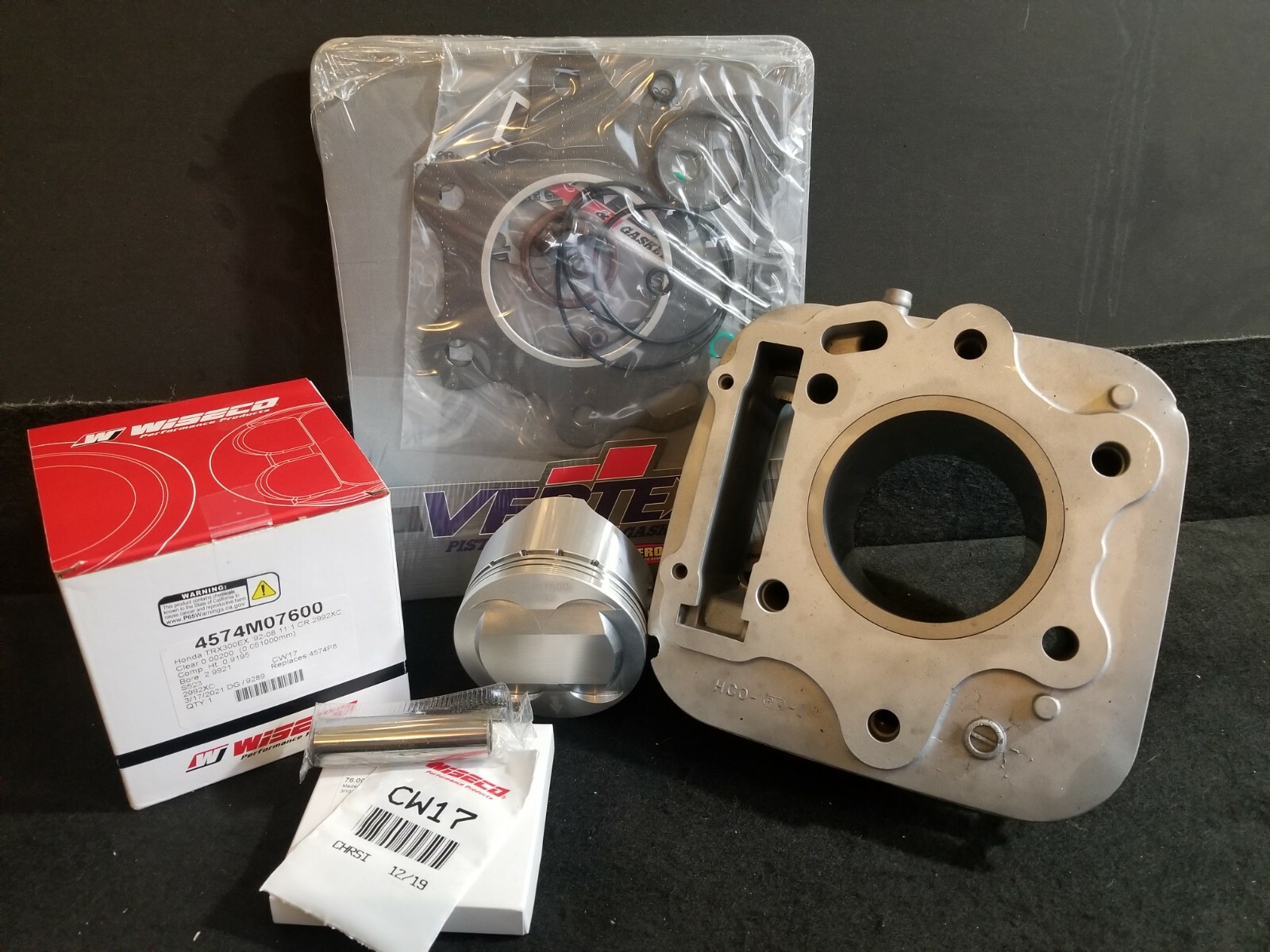 流行 1993-2008 Wiseco Cylinder OEM Kit Bore Big TRX300EX Honda パーツ