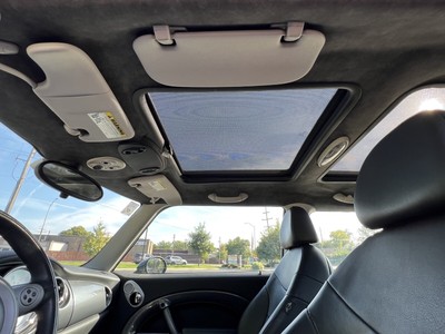 image 4 of interior