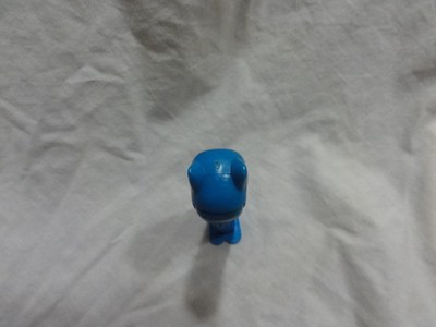 PEZ BATMAN Blue Hood Issue A With Feet 4.9 HUNGARY