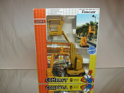 JOAL COMPACT 158 GROVE MANLIFT TOUCAN HYDRAULIC AERIAL WORK PLATFORM 1:25 GIB