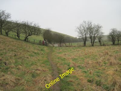 Photo 6x4 Gate  on  the  Footpath Sancton On the footpath to Gare Gare lo c2012