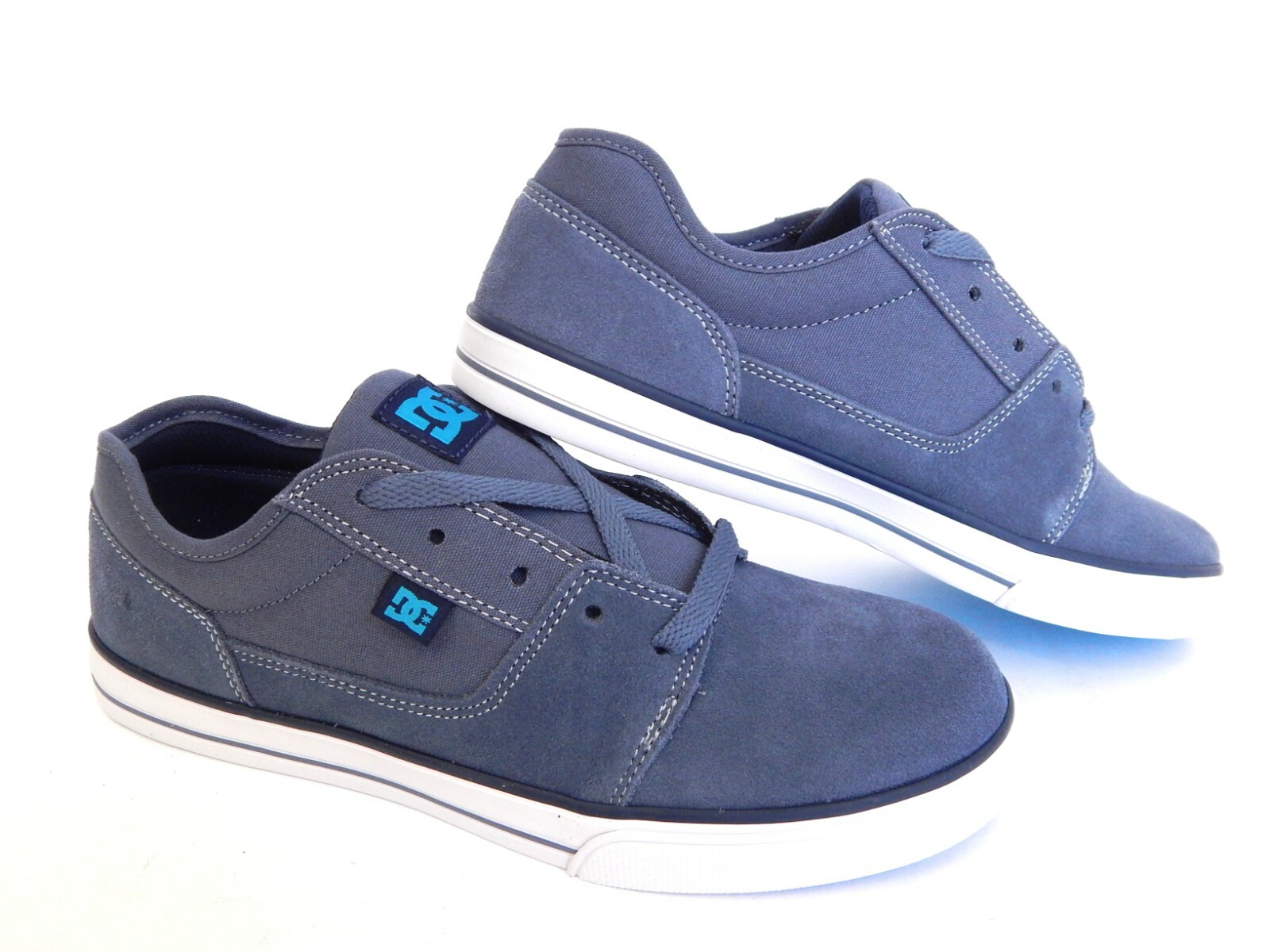 dc boy shoes