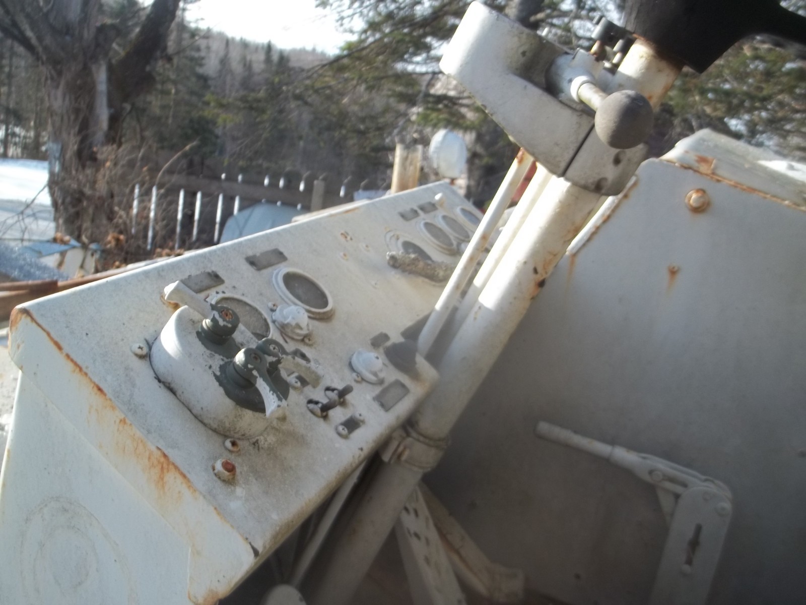 Clark front end loader/wheel loader 4 cyl detroit military