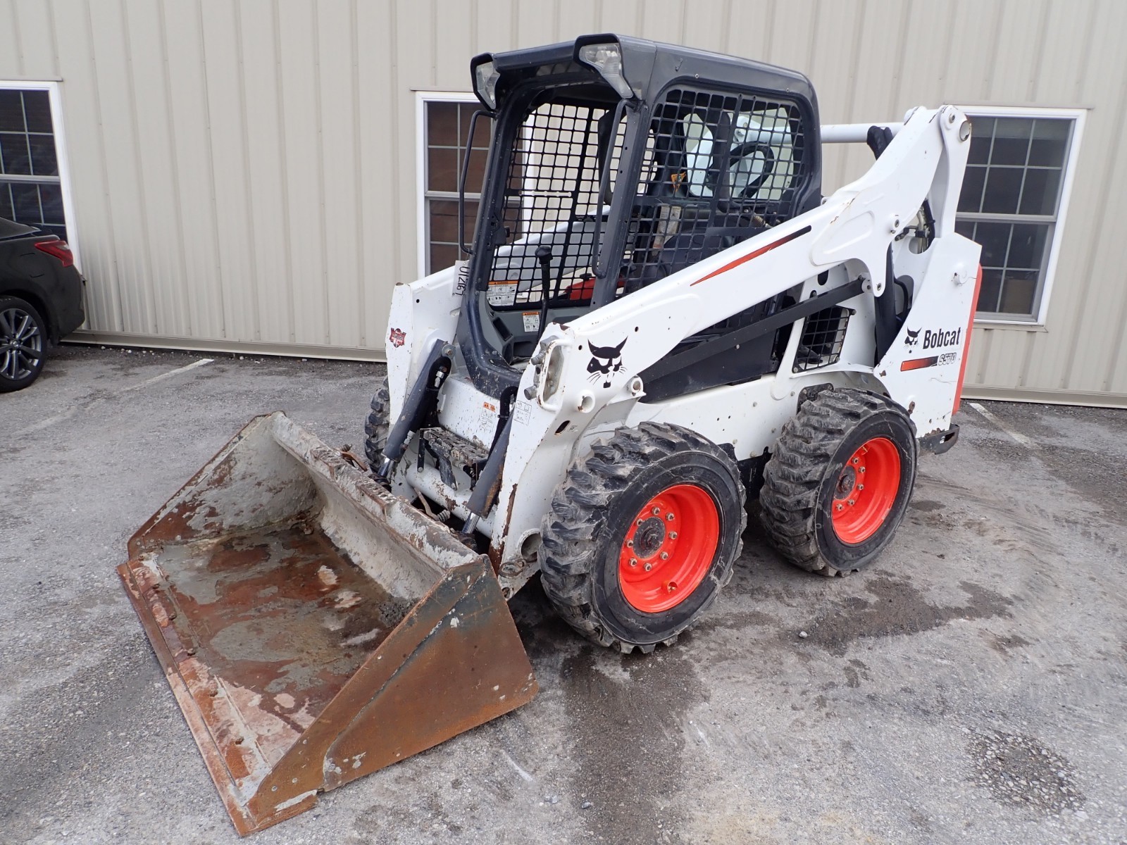 2014 BOBCAT S570 SKID STEER, OROPS, BLOCK HEATER, KEYLESS, AUX HYDRAULICS, 61 HP