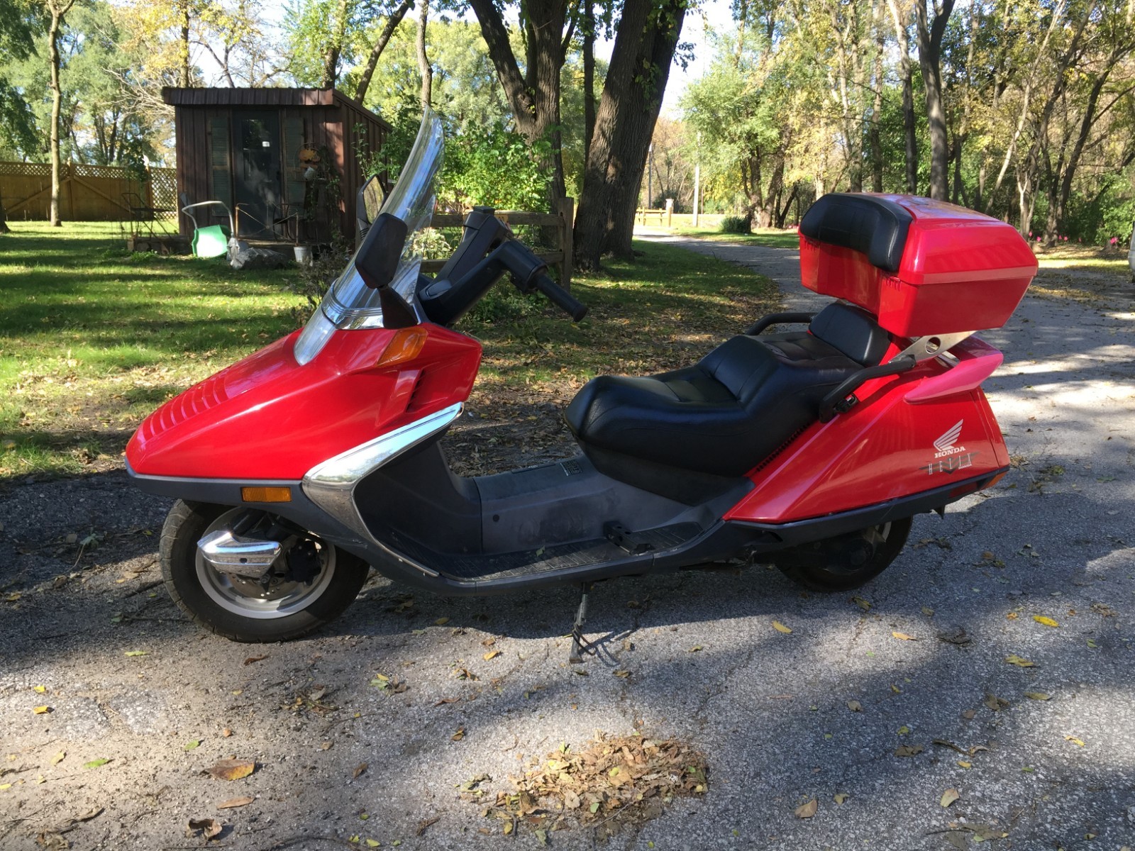 Honda Helix CN 250 Motorcycle / Scooter