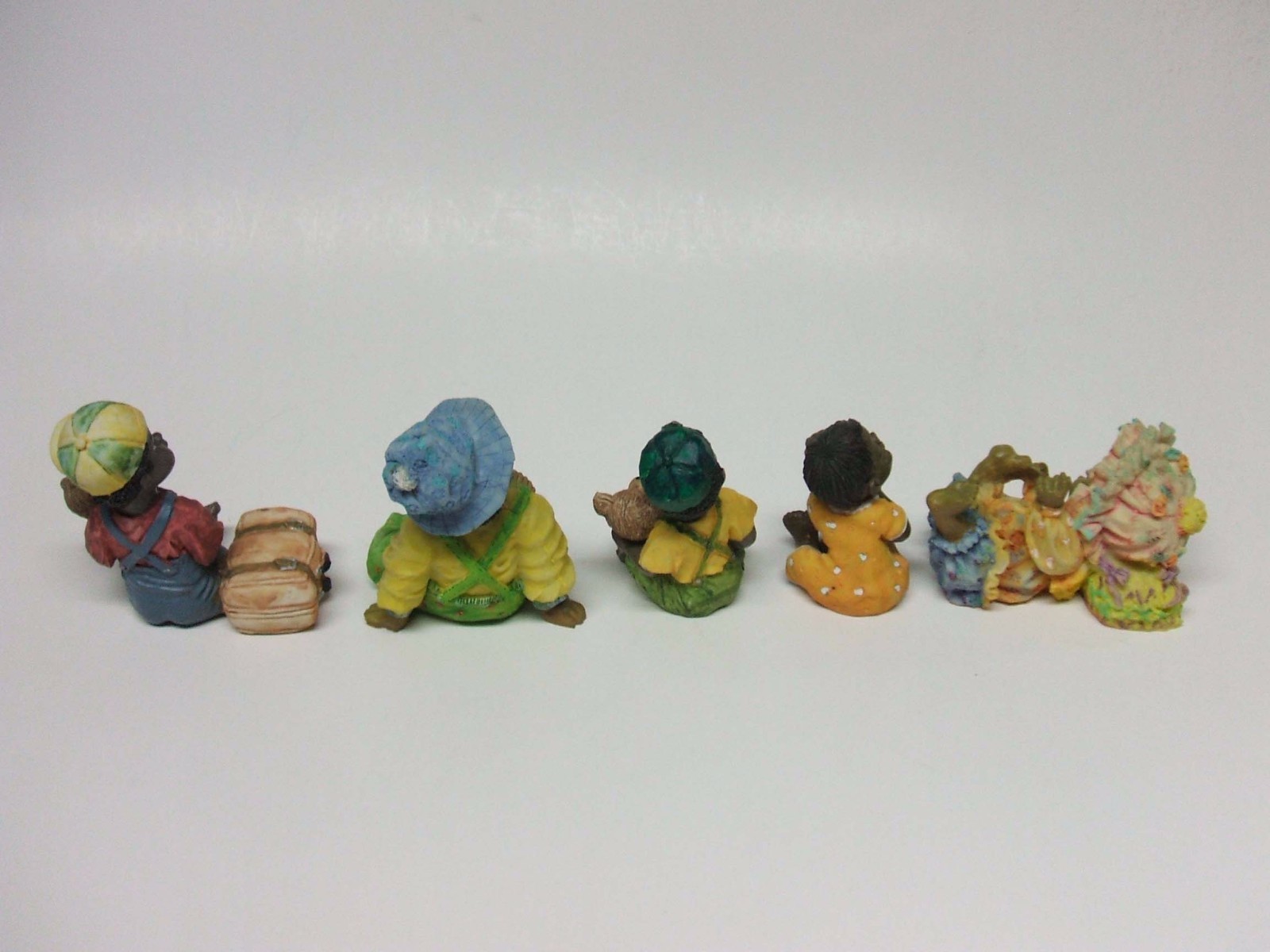 VINTAGE LOT OF 5 BLACK AMERICANA FIGURINES