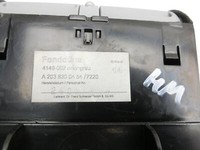 Mercedes W203 C220 01-04 Luftdusche Luftdüse Mitte Hinten Mercedes W203 C220 01-04 29.03.2003 A2038300454 4149-002... Vorschau 4