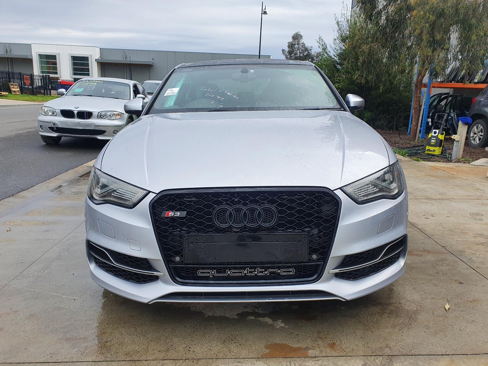 2015 Audi A3 LEFT DOOR MIRROR 8V S3 SEDAN MANUAL FOLD NON LANE CHANGE ASSIST TYPE image 4