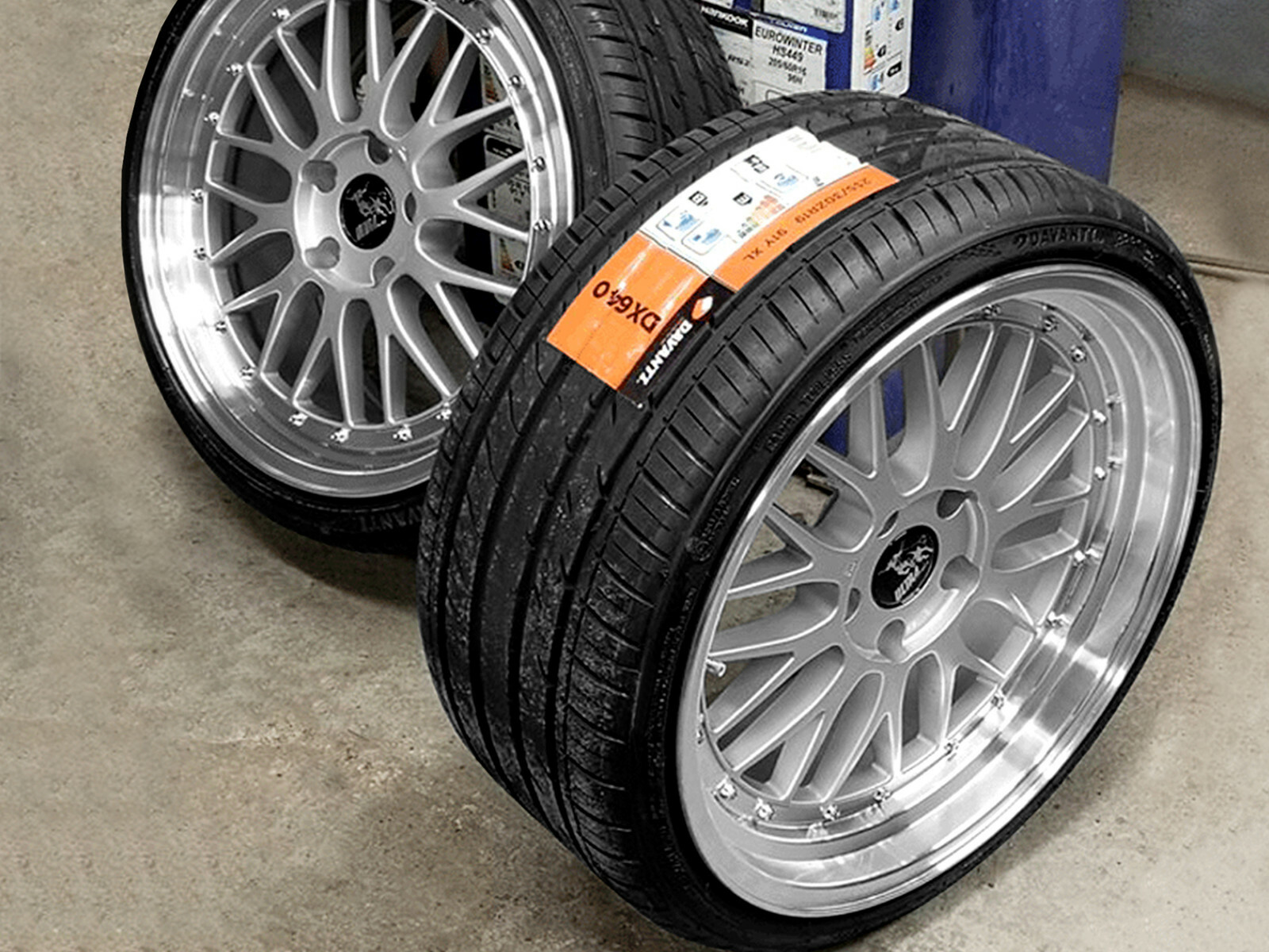 19 Zoll Ultra Wheels UA3 Alu Felgen Silber für VW