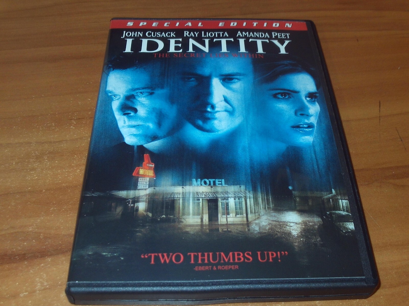 Identity (DVD 2003 Widescreen/Full Frame Special Edition